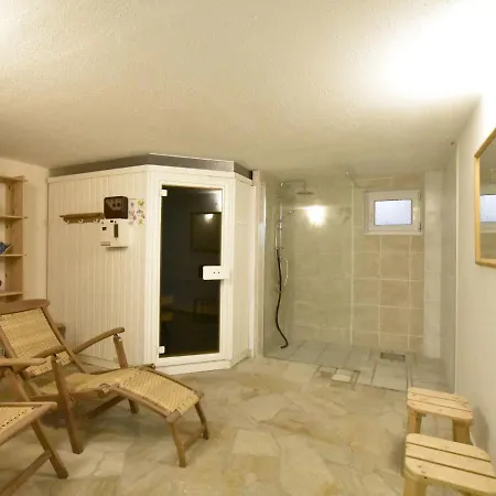 شقة Modern In Porec And 900 M From The Beach