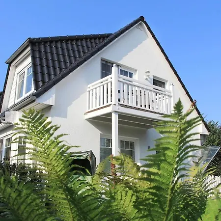 Modern In Porec And 900 M From The Beach