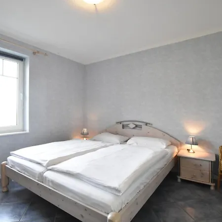 شقة Modern In Porec And 900 M From The Beach تيميندورفير